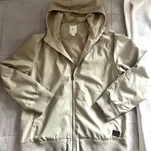 Men’s creame colored jacket size L